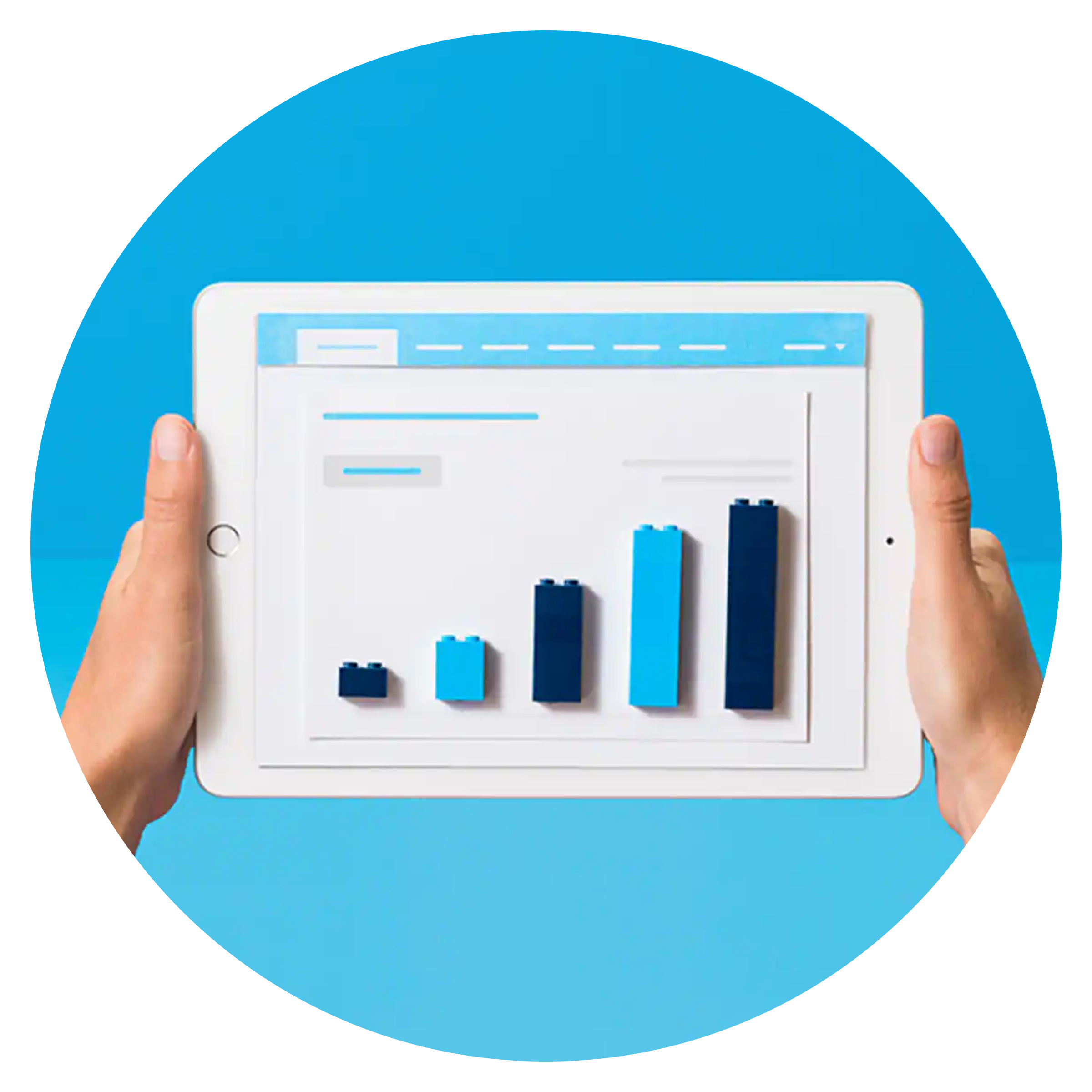 A chart of income and expenses displays in Xero’s online accounting software on a tablet.